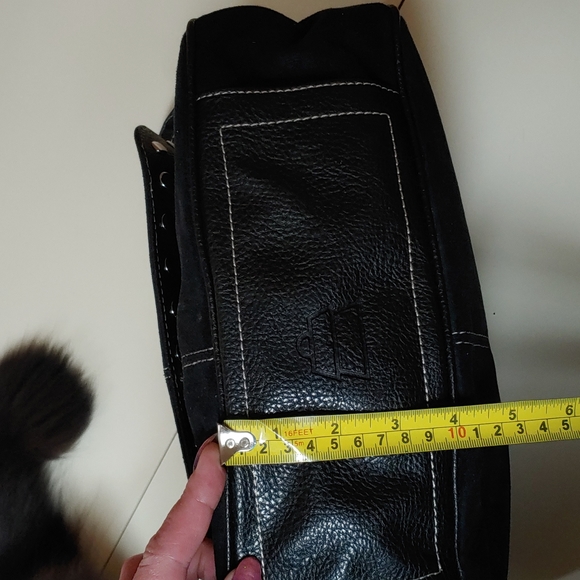 Kathy Van Zeeland Studded Shoulder Bag - Picture 12 of 17